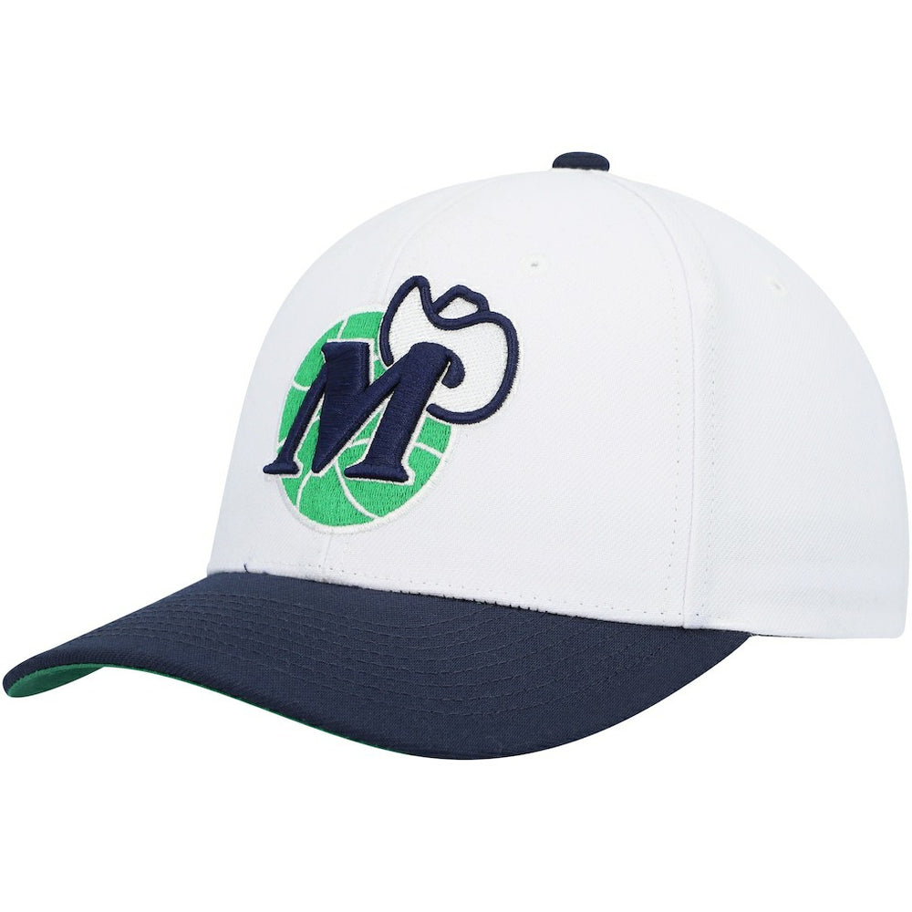White/Navy Dallas Mavericks Hardwood Classics Core 2-Tone 2.0 Pro Snapback Hat sale | NBA
