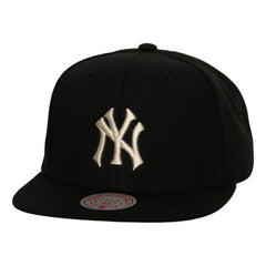 New York Yankees Mitchell & Ness Cooperstown Collection True Classics Snapback Hat - MLB Hats