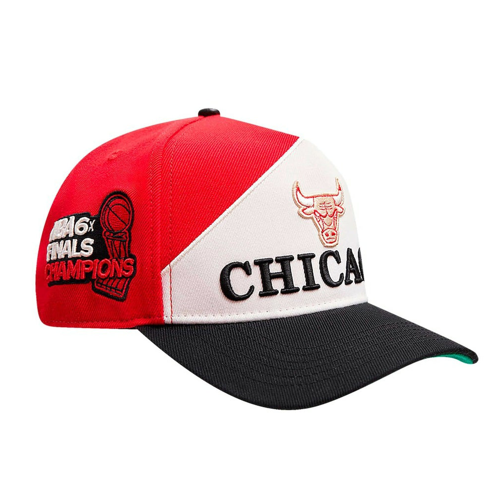 Red/Black Chicago Bulls Pro Standard Pinch Chevron Adjustable Hat | NBA
