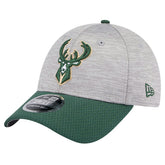 Heather Gray/Hunter Green Milwaukee Bucks Active Digi-Tech Two-Tone 9FORTY Adjustable Hat | NBA