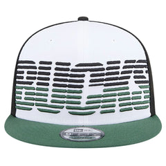White/Hunter Green Milwaukee Bucks Throwback Gradient Tech Font 9FIFTY Snapback Hat | NBA