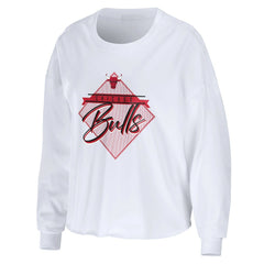 White Chicago Bulls WEAR by Erin Andrews Women's Cropped Long Sleeve T-Shirt sale | NBA