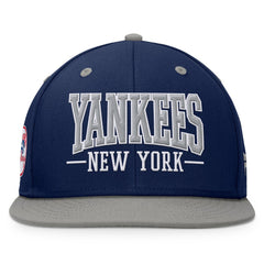 New York Yankees Fanatics Fundamental Bold Snapback Hat - MLB Hats
