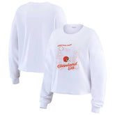 Cleveland Browns WEAR by Erin Andrews Women's Postcard Cropped Long Sleeve Top | NFL Online