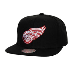 Detroit Red Wings Mitchell & Ness Core Top Spot Snapback Hat - NHL Hats