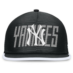 New York Yankees Fanatics Let's Glow Line Drive Snapback Hat - MLB Hats