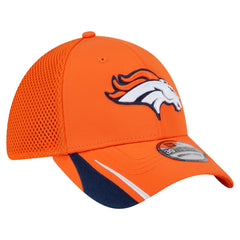 Denver Broncos Game Day Linear 39THIRTY Flex Hat | NFL New