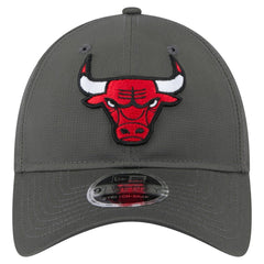 Charcoal Chicago Bulls Active Ripstop 9TWENTY Adjustable Hat | NBA