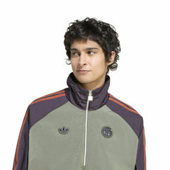 Bayern Munich Terrace Icons Half-Zip Jacket