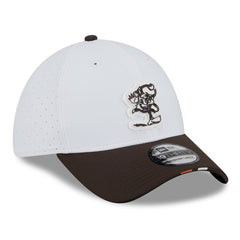 Cleveland Browns 2025 NFL Training Camp Throwback Logo 39THIRTY Flex Hat | NFL US