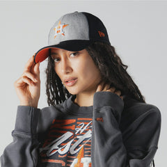 Houston Astros New Era Women's Boxy Mineral Wash Dolmen Sleeve Cropped Sweatshirt - MLB Sweatshirts