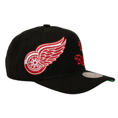 Detroit Red Wings Mitchell & Ness Busted Logo Wordmark Wrap-Around Pro Pinch Adjustable Hat - NHL Hats