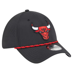 Black Chicago Bulls Featherweight Poly Rope Flex 39Thirty Hat | NBA