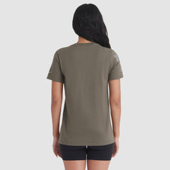 Tampa Bay Buccaneers Women's 2025 Salute to Service Sideline T-Shirt | NFL New