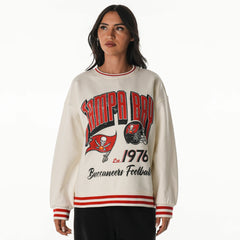 Tampa Bay Buccaneers The Wild Collective Women's Oversized Vintage French Terry Sweatshirt | NFL New