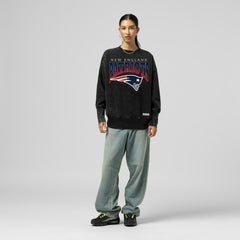 New England Patriots Women's Delineate Mineral Wash Crewneck Sweatshirt | NFL New