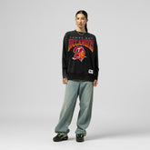 Tampa Bay Buccaneers Women's Delineate Mineral Wash Crewneck Sweatshirt | NFL Outlet