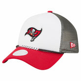 Tampa Bay Buccaneers Women's Friendship Bracelet 9FORTY Adjustable Hat | NFL Sale