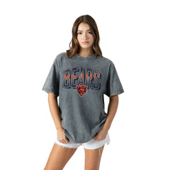 Chicago Bears Gameday Couture Women's Peak Performance Oversized Snow Wash T-Shirt | NFL Outlet
