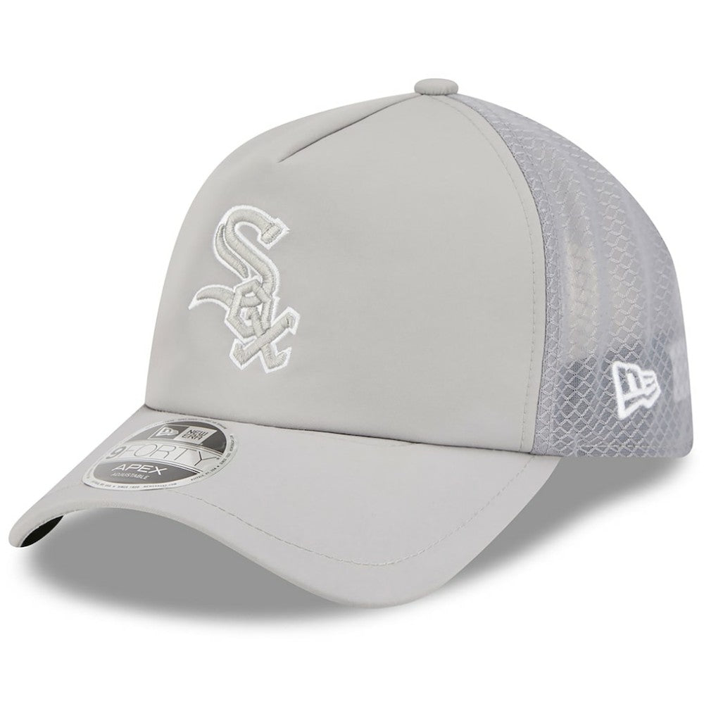 Chicago White Sox New Era 2026 Batting Practice Apex 9FORTY Adjustable Trucker Hat - MLB Hats