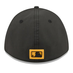Pittsburgh Pirates New Era 2026 Clubhouse M-Crown 39THIRTY Flex Hat - MLB Hats