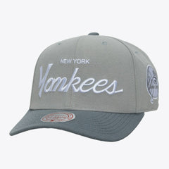 New York Yankees Mitchell & Ness Thunderstorm Head Coach Pro-Crown Adjustable Hat - MLB Hats