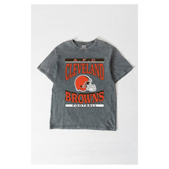 Cleveland Browns Gameday Couture Women's Oversized Classic Grind Washed T-Shirt | NFL Online