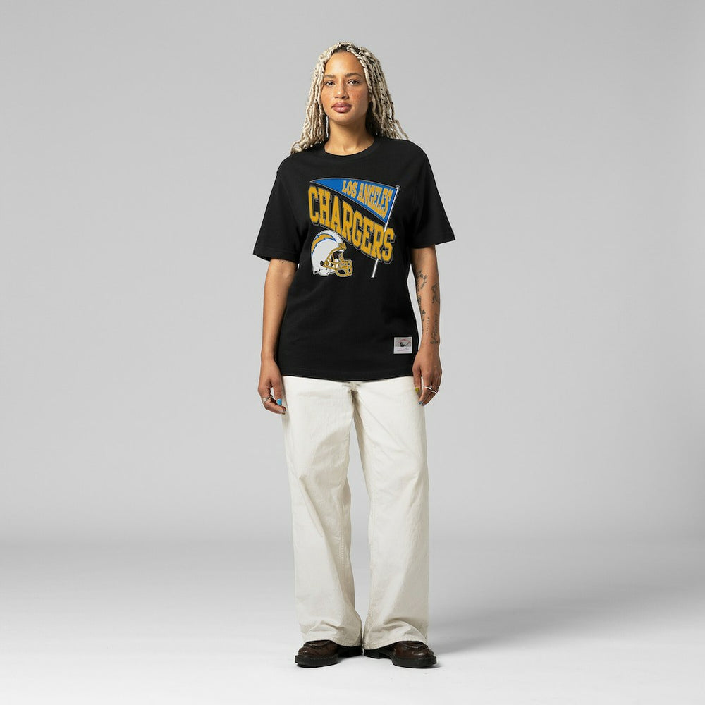 Los Angeles Chargers Women's Team Dynamic Boyfriend T-Shirt | NFL Sale