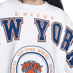 White New York Knicks G-III 4Her by Carl Banks Women's Bleachers Cropped French Terry Sweatshirt | NBA