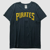 Pittsburgh Pirates Majestic 2000s T-shirt - MLB T-shirts