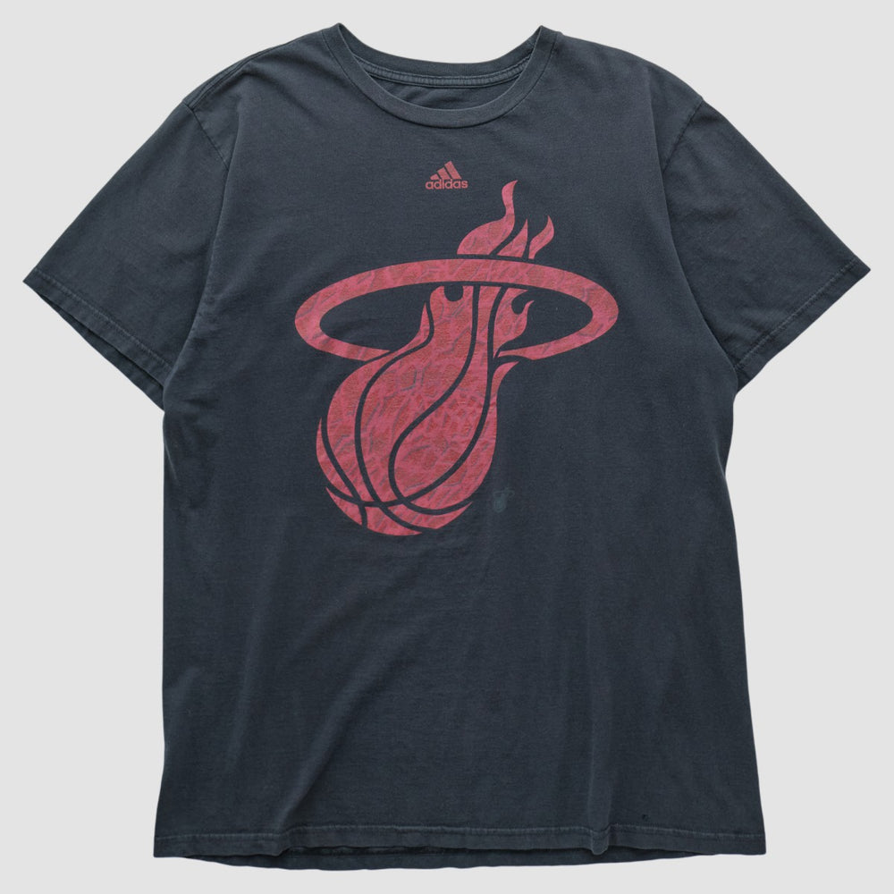 Navy Miami Heat 2010s T-shirt | NBA