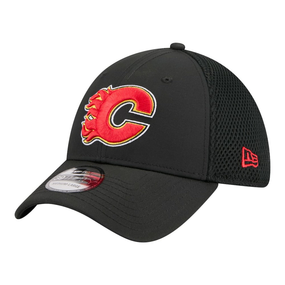 Calgary Flames New Era Logo 39THIRTY Flex Hat - NHL Hats