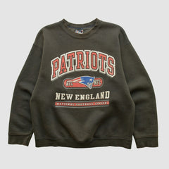 New England Patriots Pro Player 90s Pullover Sweatshirt | NFL Near me