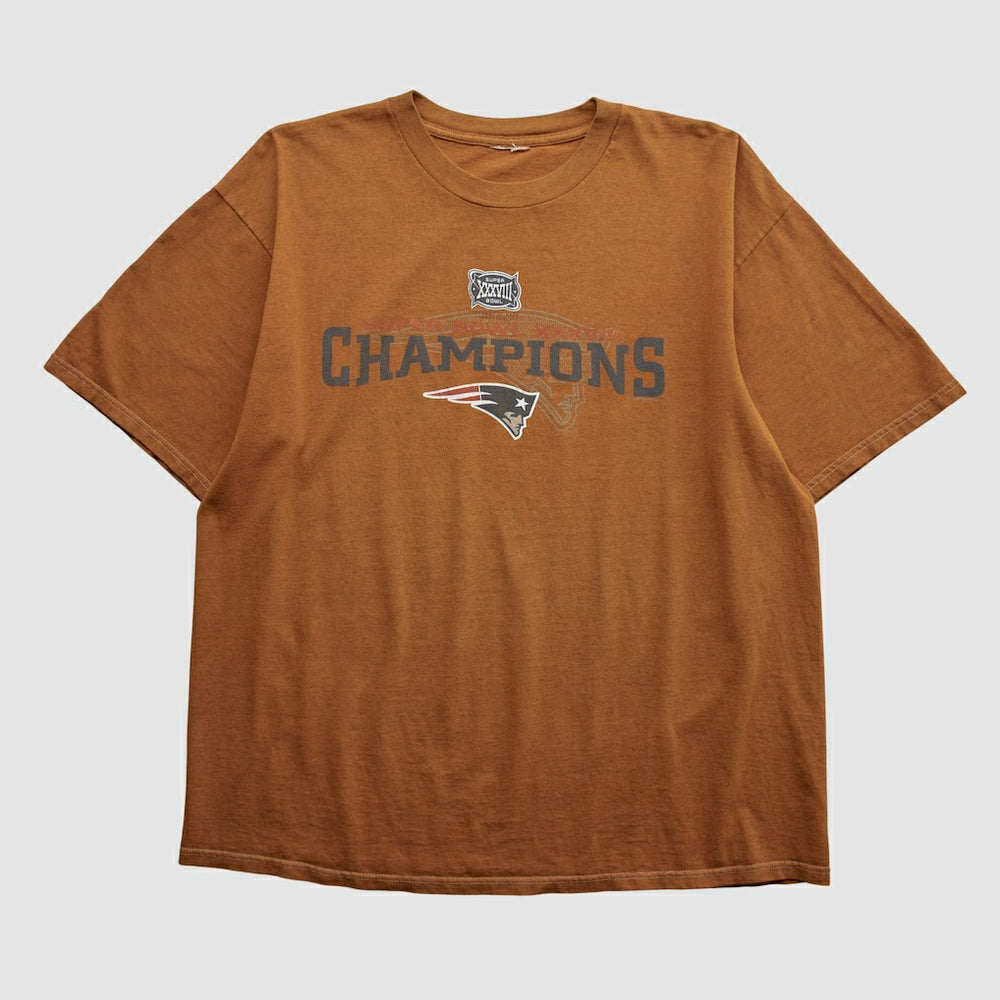 New England Patriots 2004 T-shirt | NFL Near me