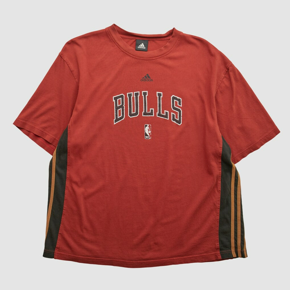 Red Chicago Bulls 2010s T-shirt sale | NBA