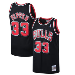 Black Scottie Pippen Chicago Bulls 1997/98 Hardwood Classics Swingman Jersey sale | NBA