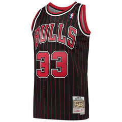 Black Scottie Pippen Chicago Bulls Hardwood Classics Swingman Jersey sale | NBA