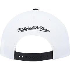 Black/White Chicago Bulls NBA Day One Snapback Hat | NBA
