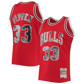 Red Scottie Pippen Chicago Bulls 1997/98 Hardwood Classics NBA 75th Anniversary Diamond Swingman Jersey sale | NBA