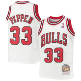 White Scottie Pippen Chicago Bulls Youth 1997/98 Hardwood Classics Swingman Jersey sale | NBA
