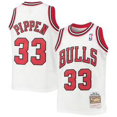White Scottie Pippen Chicago Bulls Youth 1997/98 Hardwood Classics Swingman Jersey sale | NBA