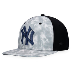 New York Yankees Majestic Smoke Dye Snapback Hat - MLB Hats