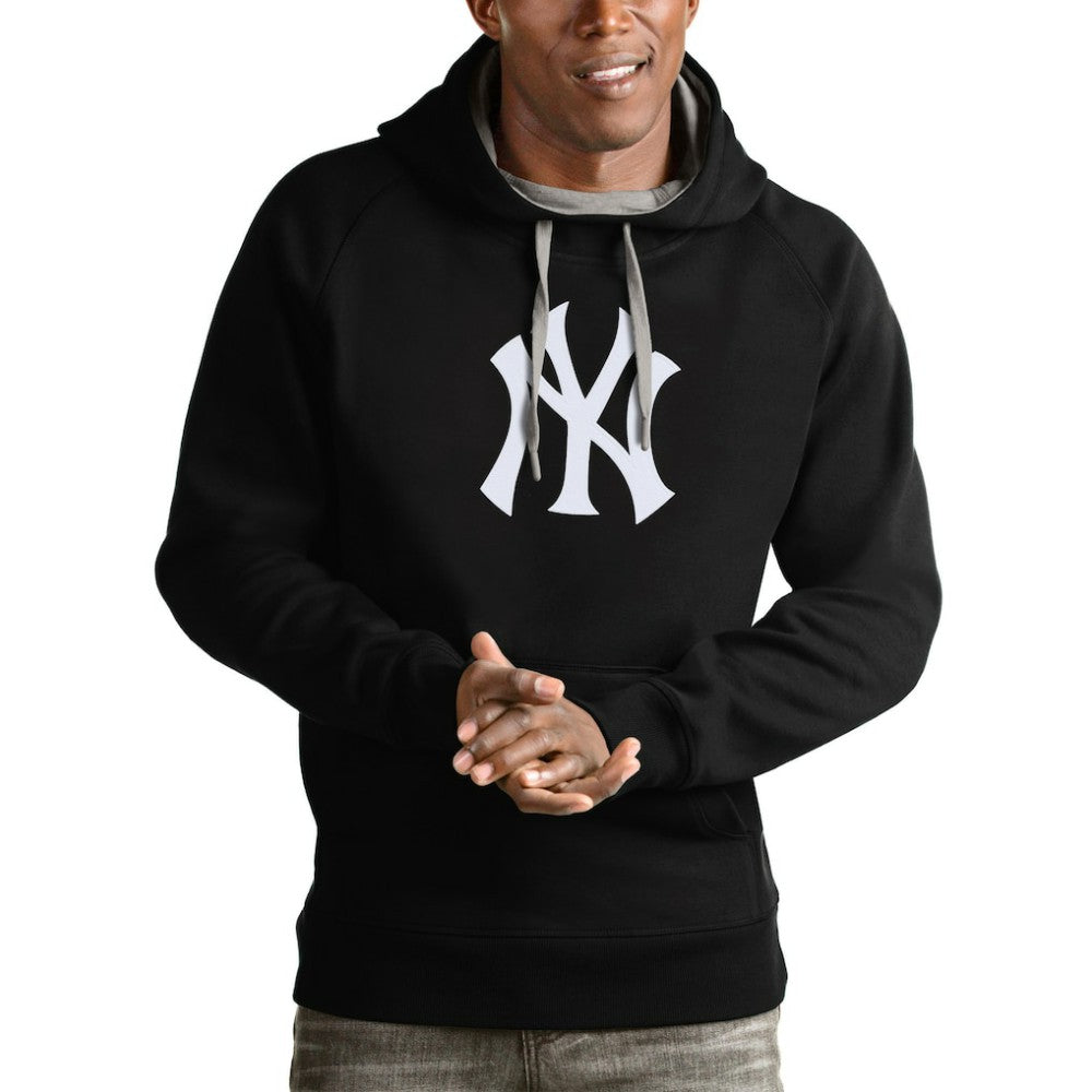 New York Yankees Antigua Victory Pullover Team Logo Hoodie - MLB Hoodies