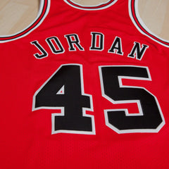 Red - Mens Chicago Bulls Michael Jordan 1994-95 Road 45 Authentic Jersey sale | NBA
