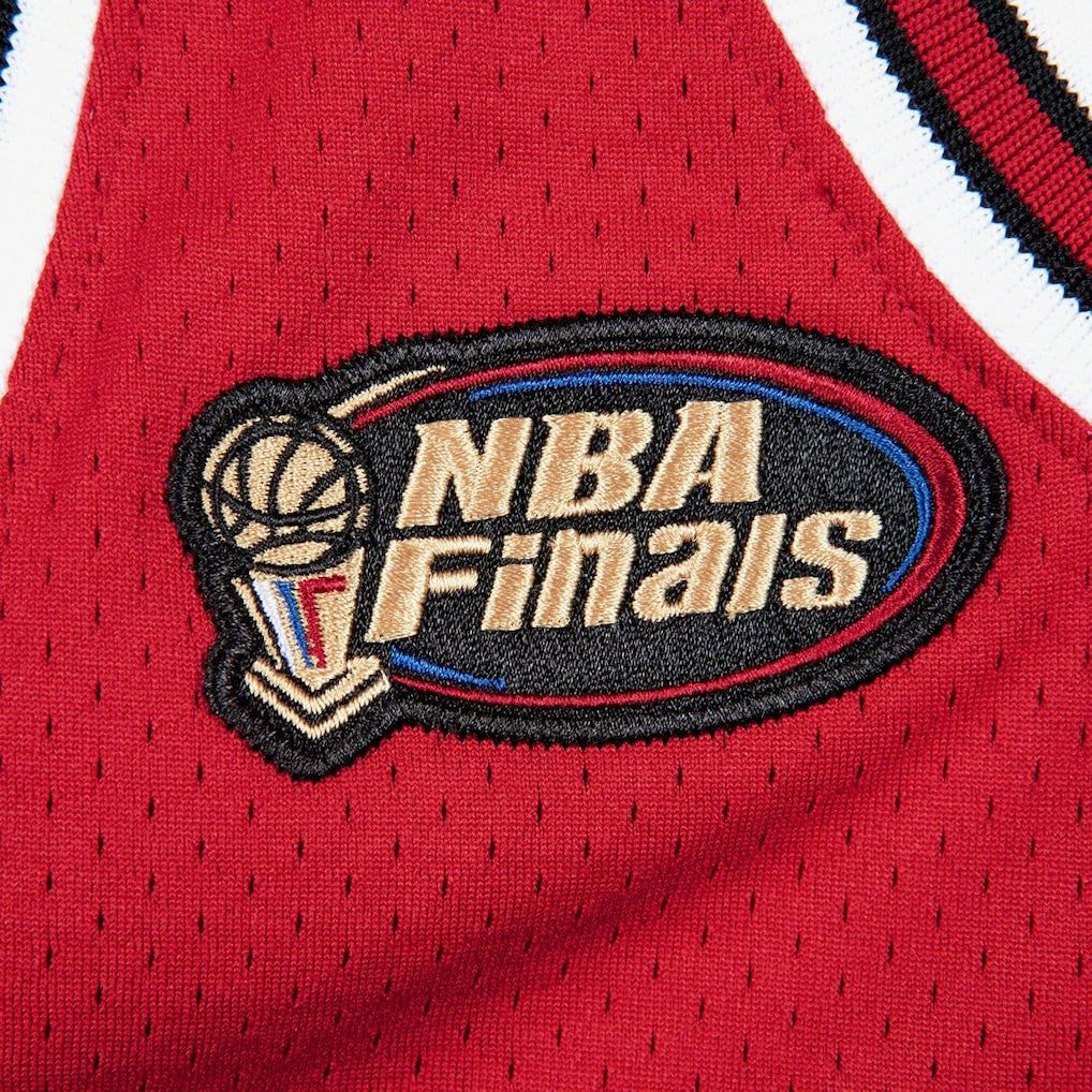 Chicago Bulls Authentic Jersey Road Finals Michael Jordan 1997-98 | NBA