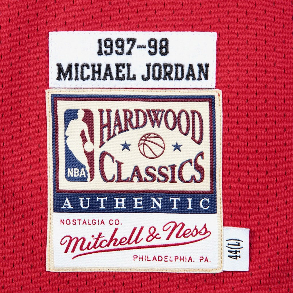 Chicago Bulls Authentic Jersey Road Finals Michael Jordan 1997-98 | NBA