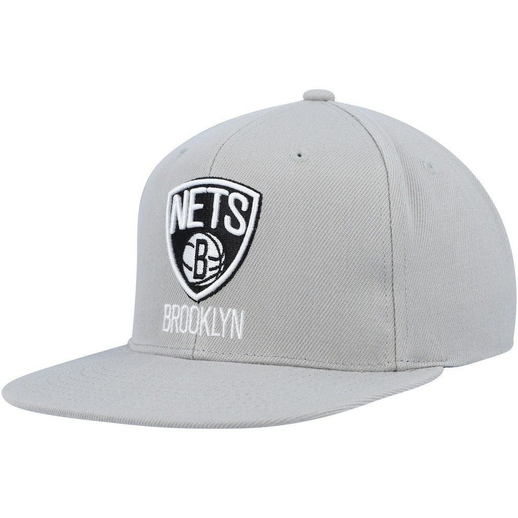 Gray Brooklyn Nets Side Core 2.0 Snapback Hat | NBA