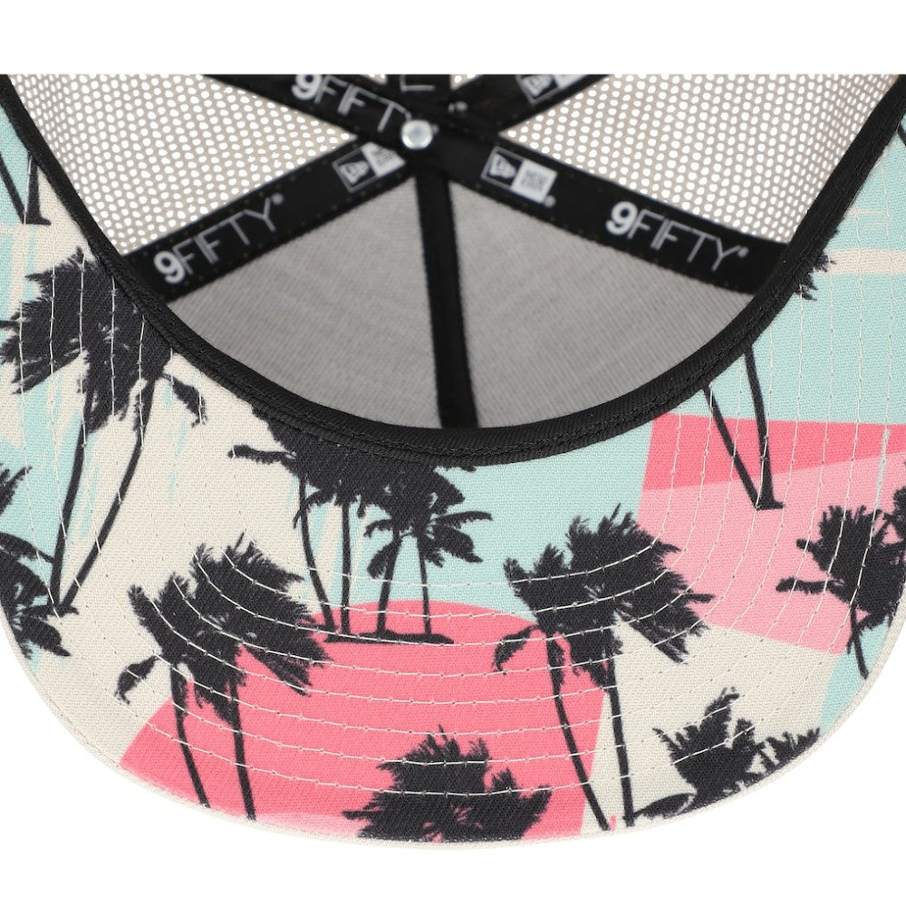 New York Yankees New Era Retro Beachin' Patch A-Frame Trucker 9FIFTY Snapback Hat - MLB Hats