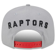 Gray Toronto Raptors Chenille Band 9FIFTY Snapback Hat | NBA