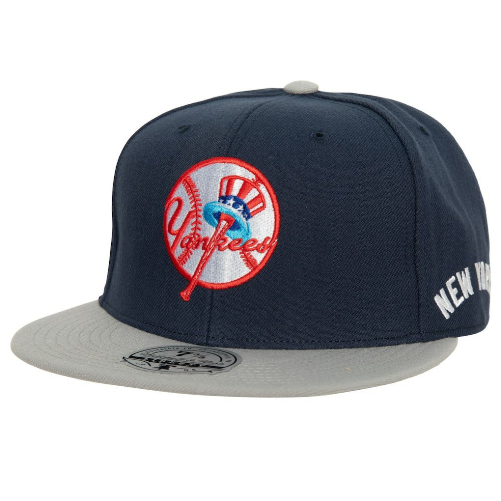 New York Yankees Mitchell & Ness Bases Loaded Fitted Hat - MLB Hats